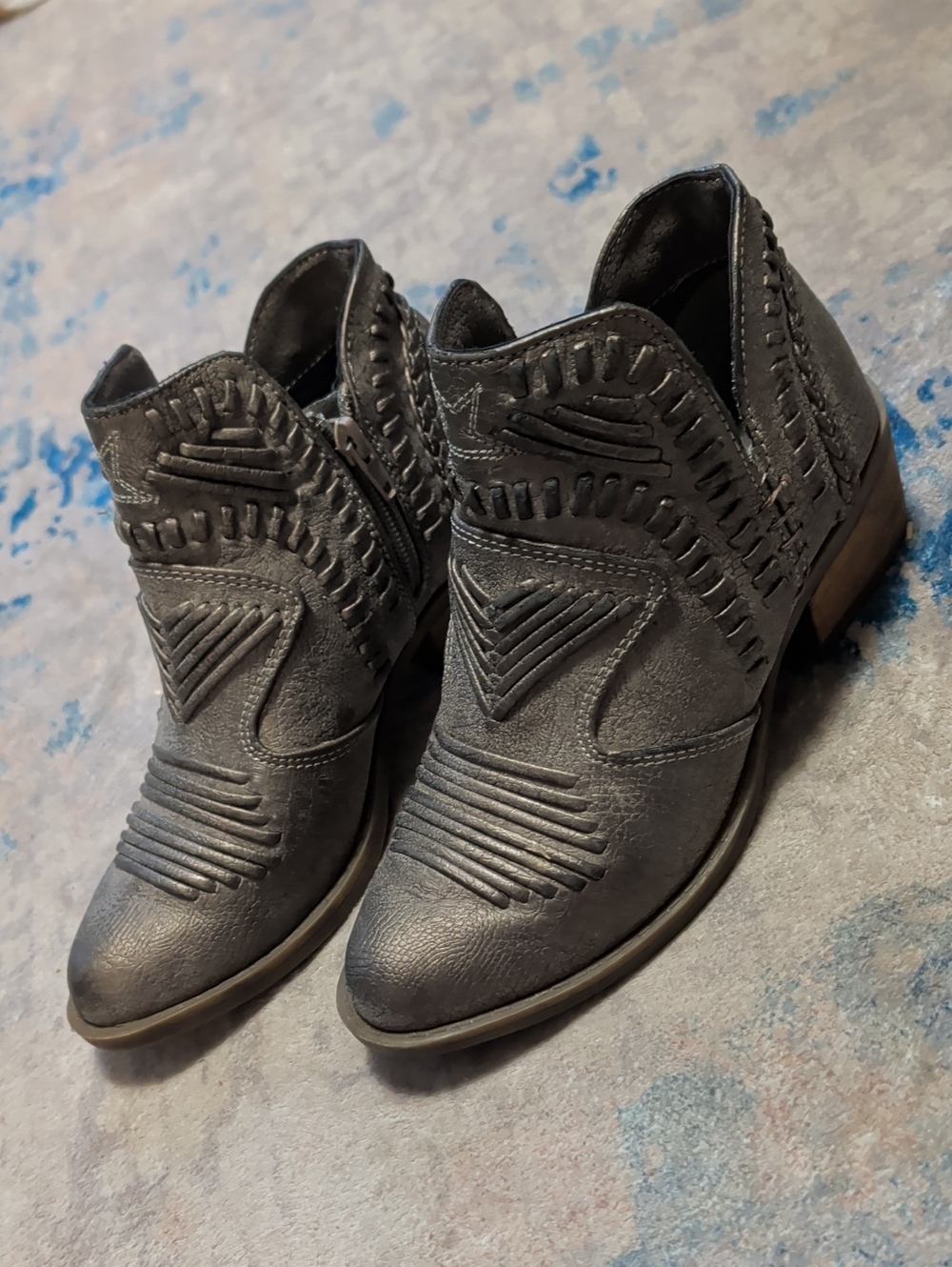 Not Rated Brown Metallic Western Cutout Ankle Boots Women's 6
